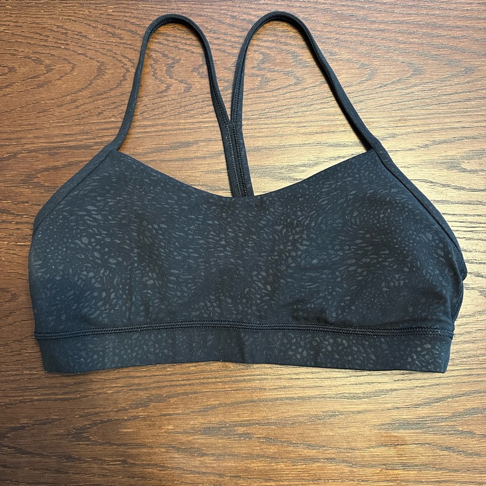 Lululemon Flow Y Light Support Sports Bra